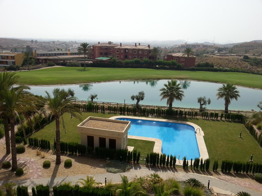 Apartamento unifamiliar Golf Vera urb privada y tranquila Habitación foto